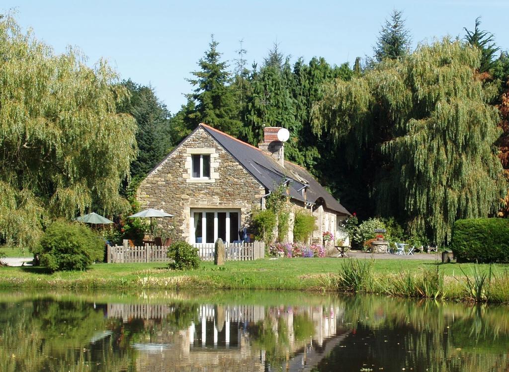 Gites De Lenvos Pontivy Exteriér fotografie